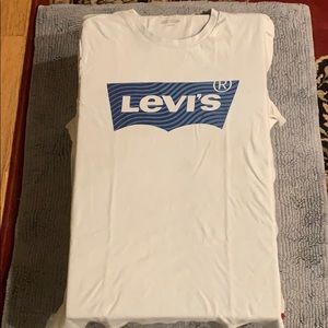 Levi’s shirt